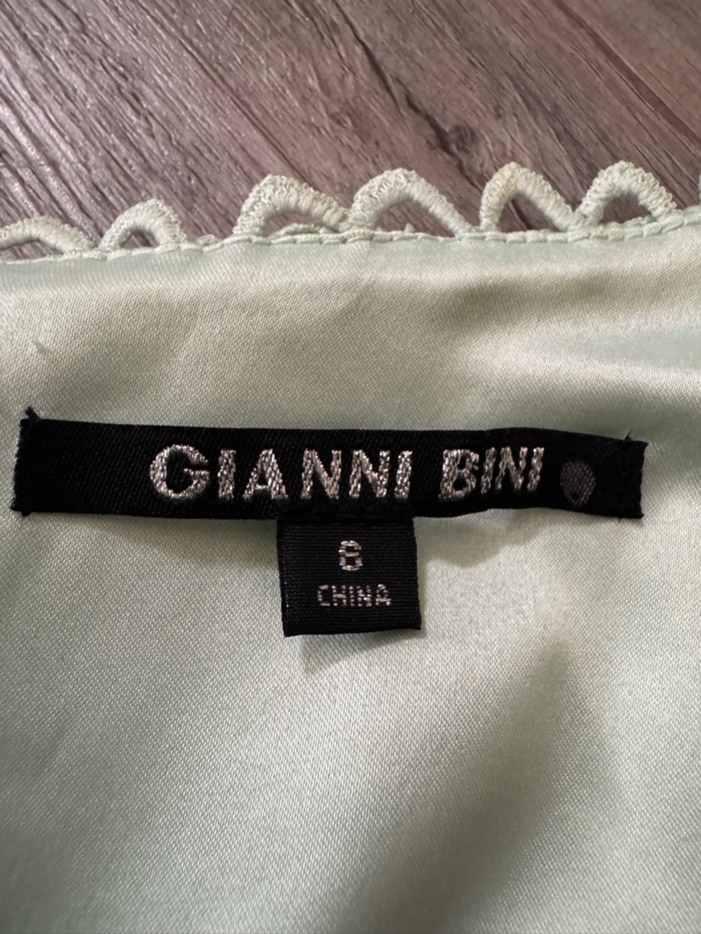 Gianni Bini Lace Dress Size 8 Mint Green Tiered Boho V-Neck - Picture 5 of 15